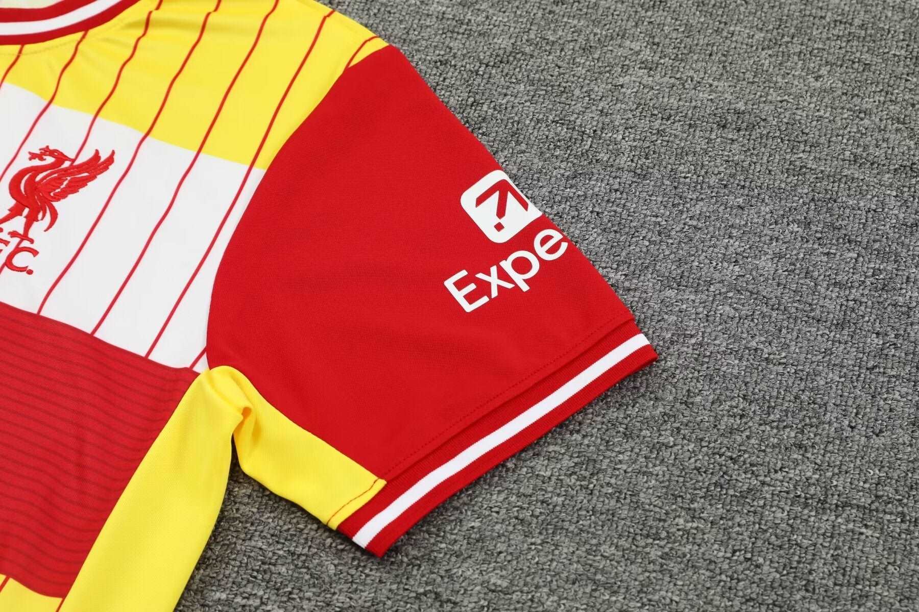 2024-25 Liverpool FC Training Tracksuit-Yellow (S~2XL)