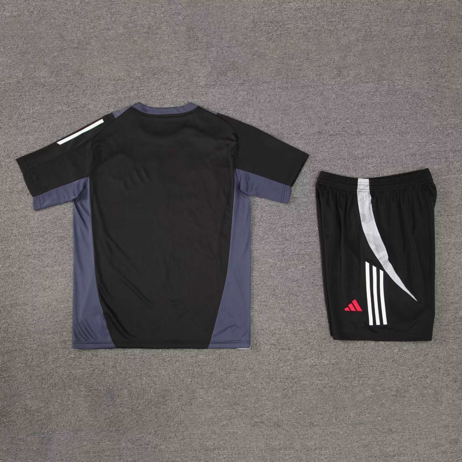 2024-25 Manchester United Training Tracksuit-Black (S~2XL)