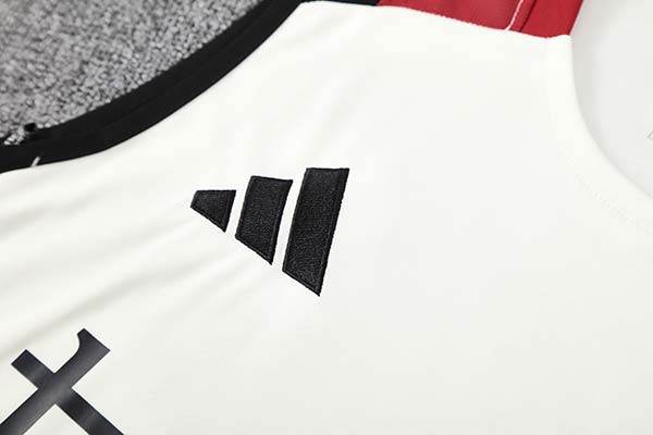 2025-26 Manchester United Training Tracksuit White (Vest) - AIDK Sport