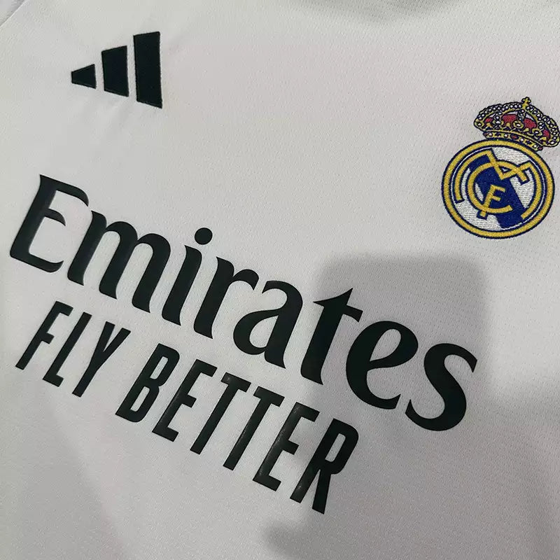 Real Madrid 2026/2027 Home Football Jersey Fans Version 1:1 Copy (S~4XL)