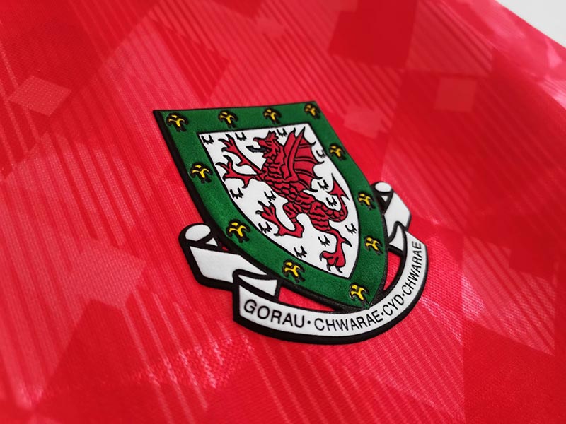 1990-92 Retro Wales Home Football Jersey 1:1 Thai Quality (S~2XL)